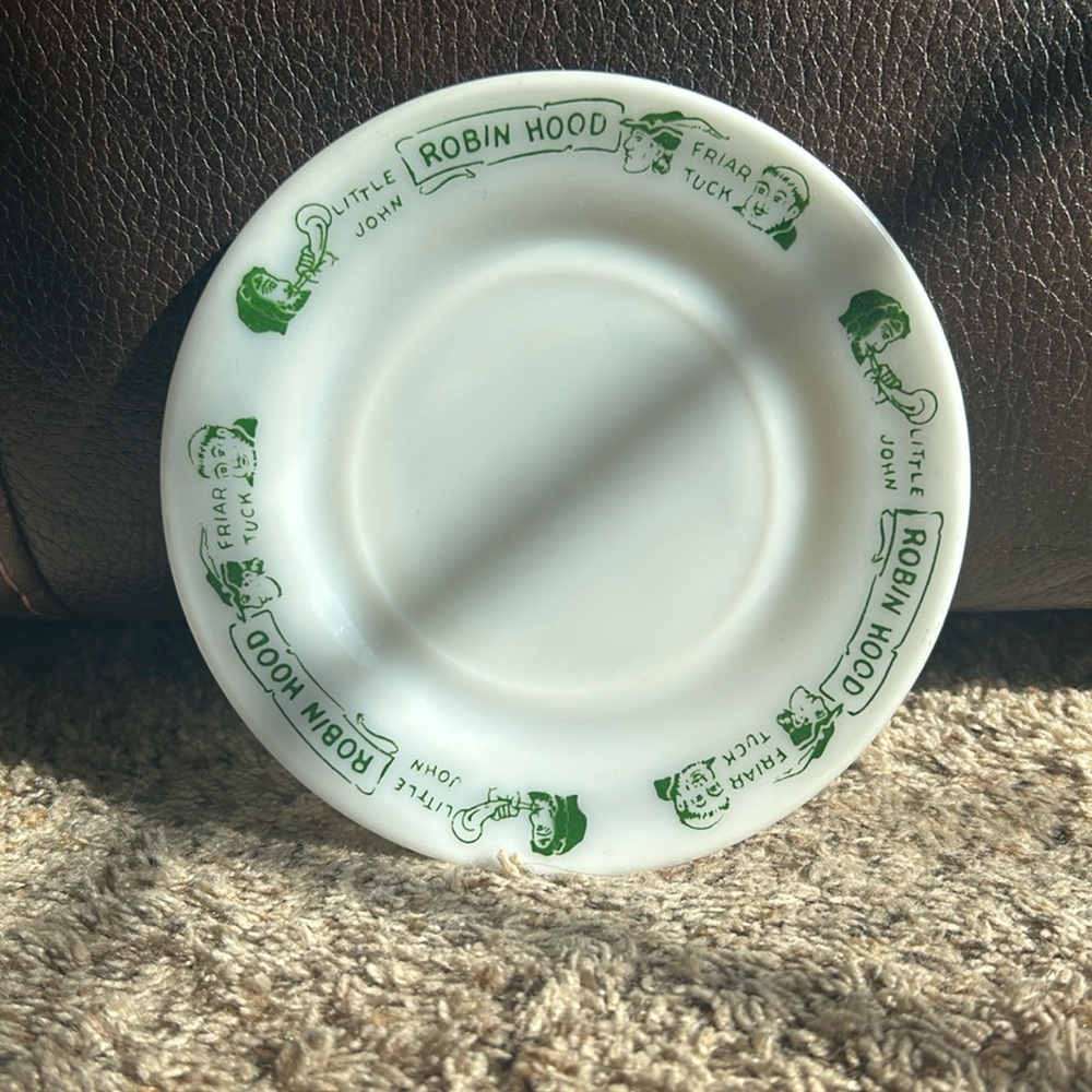 Hazel Atlas 7” Robin Hood Plate